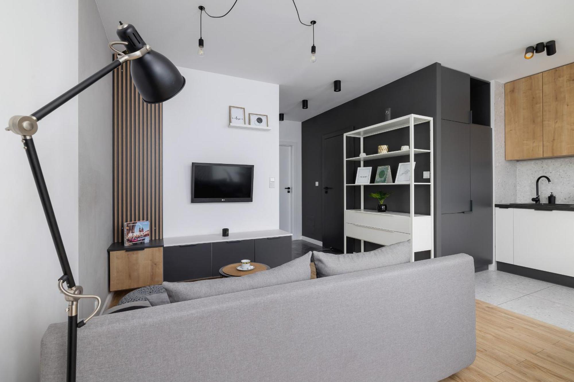 Elegant Apartment In Cracow With Balcony, Parking And Desk By Noclegi Renters 克拉科夫 外观 照片